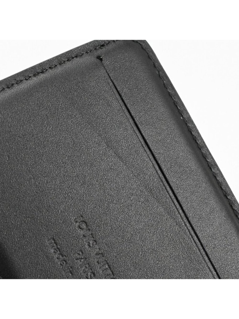 Louis Vuitton Mini Wallet Compact Magnet - Picture 8 of 9